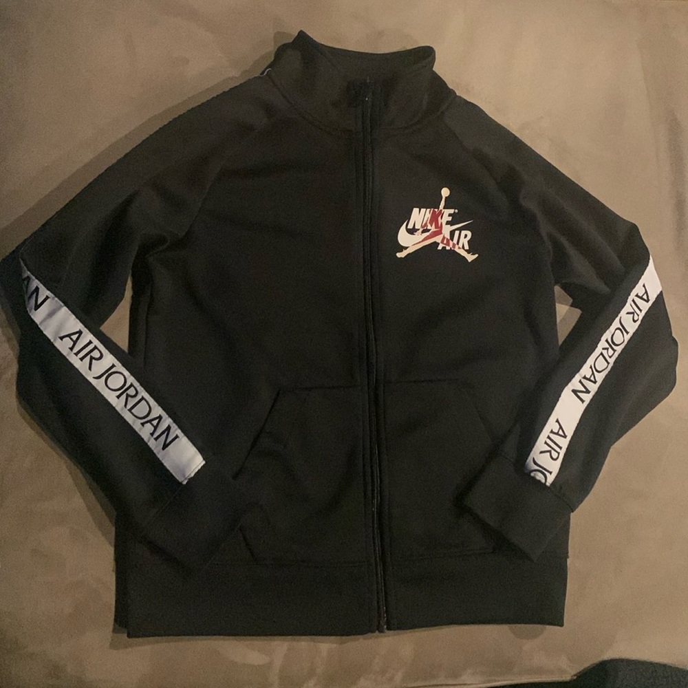 NIKE AIR JORDAN Zip up Jacket Boys M (10-12)